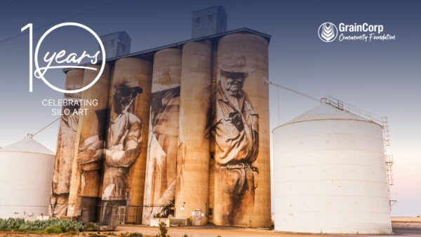GrainCorp Teams Backgrounds – Celebrating 10 years of silo art Brim option 2